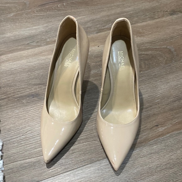 Michael Kors Nude Heels - Picture 1 of 6